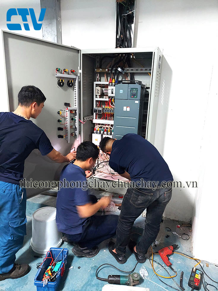 Tư vấn, lắp đặt tủ điện biến tần chuyên nghiệp, giá rẻ tại miền Bắc